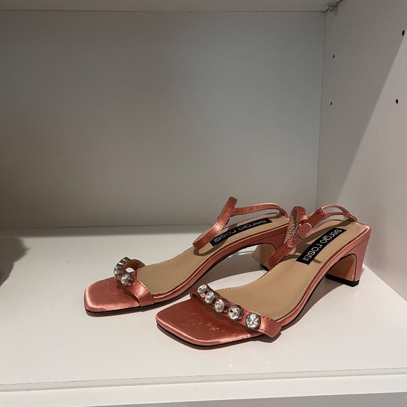 Sergio Rossi SR1 Pink Satin Sandals with Crystal Stones NWT - Picture 5 of 12